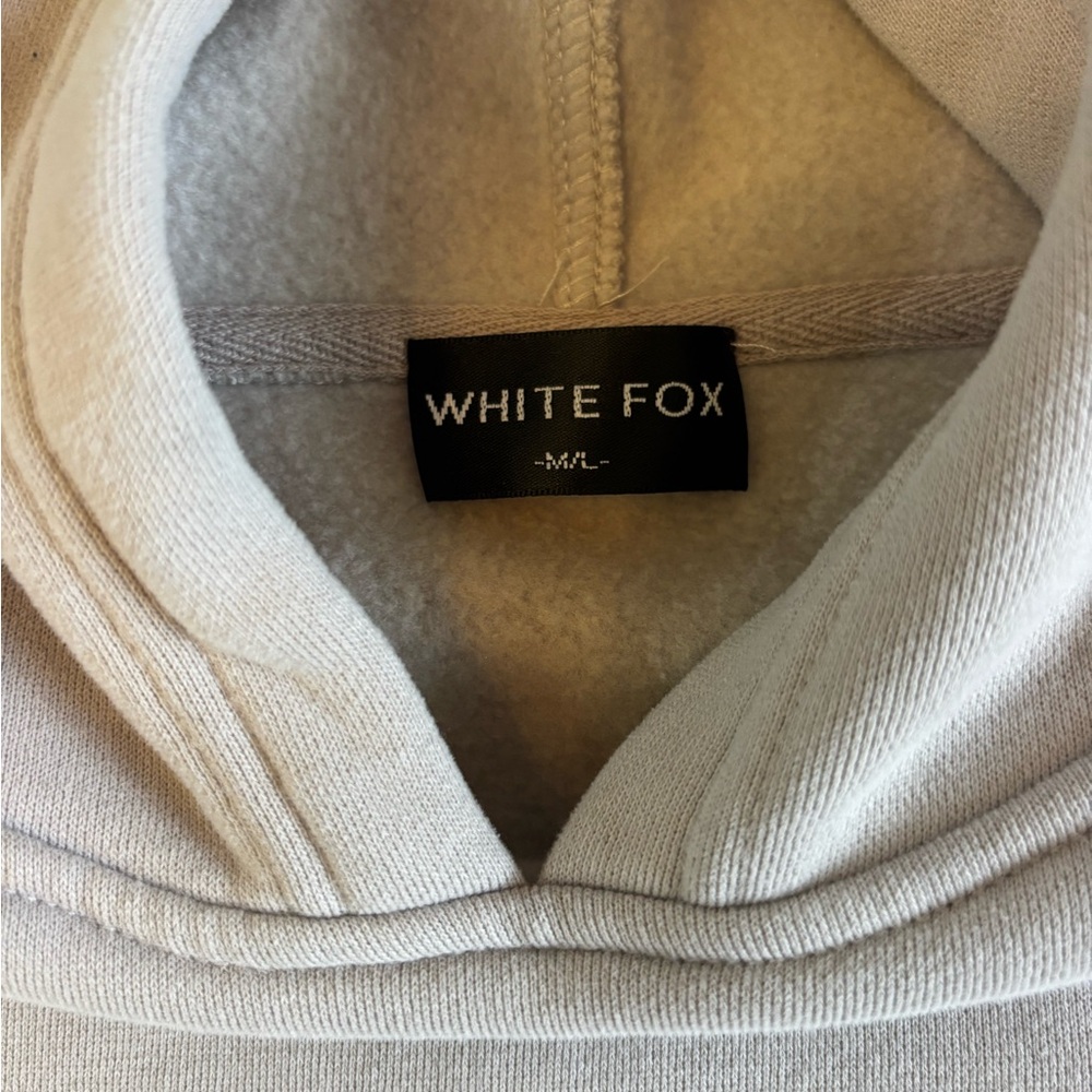 White Fox Vol.3 Beige Pullover Hoodie M/L Fleece Logo Cotton Blend Long Sleeve - Picture 3 of 6